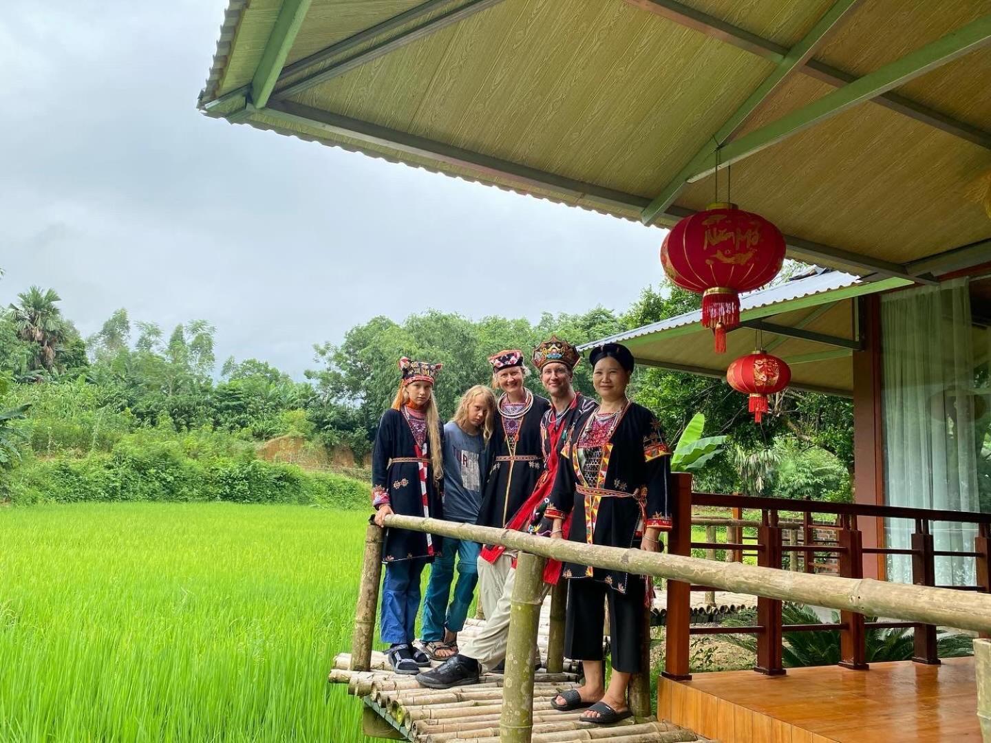 Vulinh Family -Homestay Yen Binh Екстериор снимка